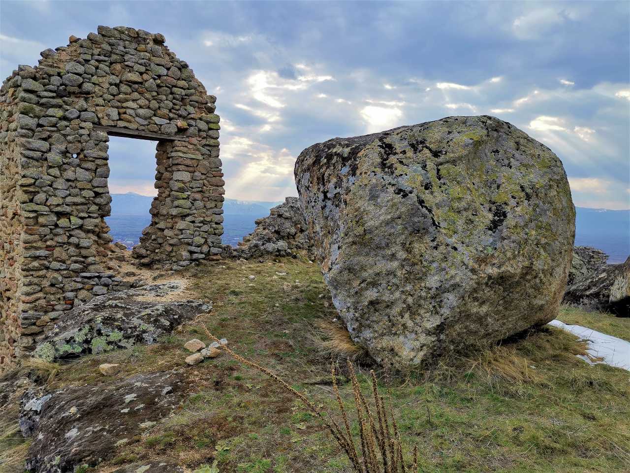 Markovi Kuli doorway to heaven.